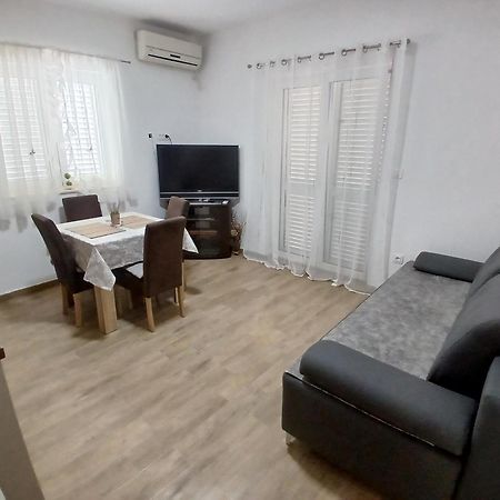 Apartments Tiha Noc Κότορ Εξωτερικό φωτογραφία