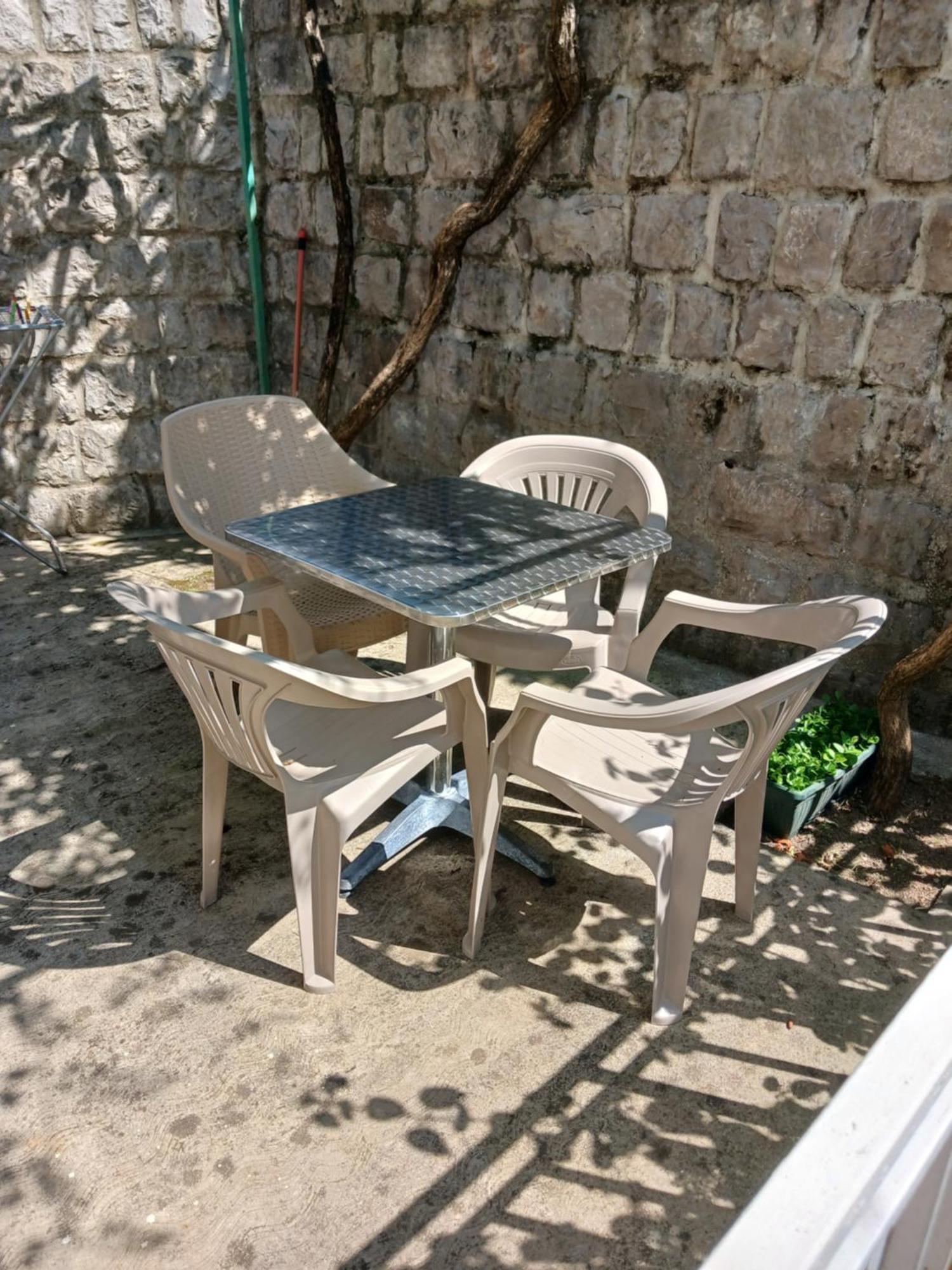Apartments Tiha Noc Κότορ Εξωτερικό φωτογραφία