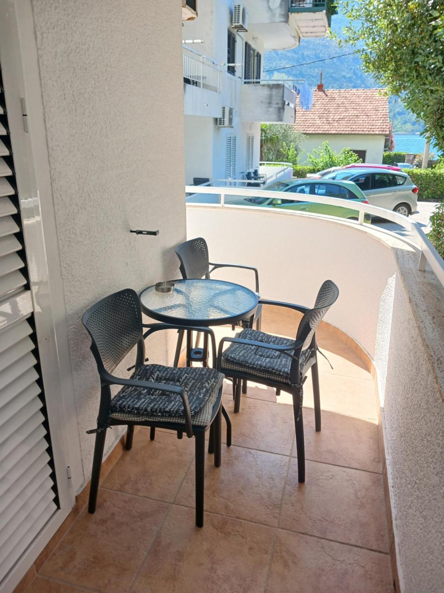 Apartments Tiha Noc Κότορ Εξωτερικό φωτογραφία