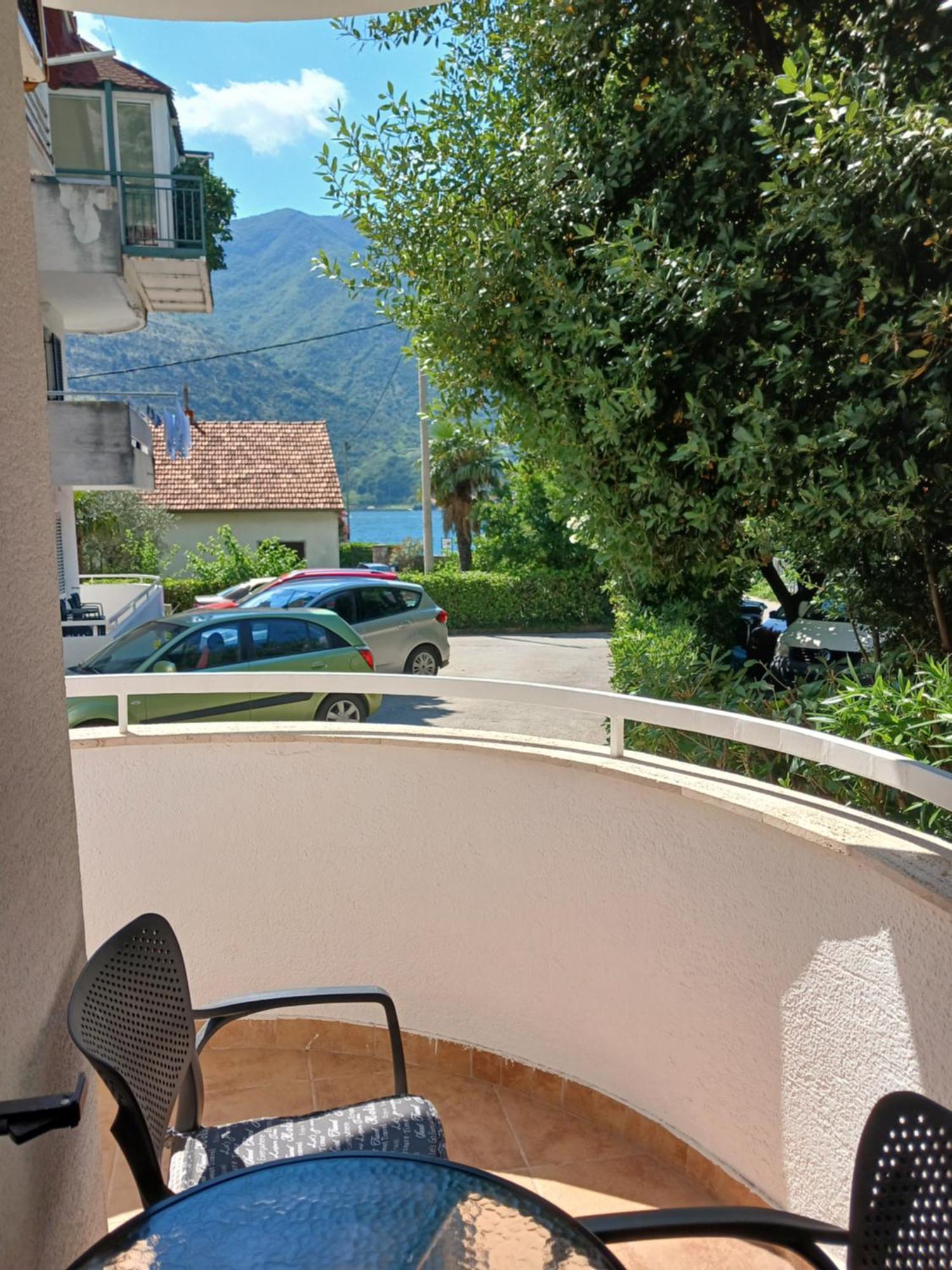 Apartments Tiha Noc Κότορ Εξωτερικό φωτογραφία
