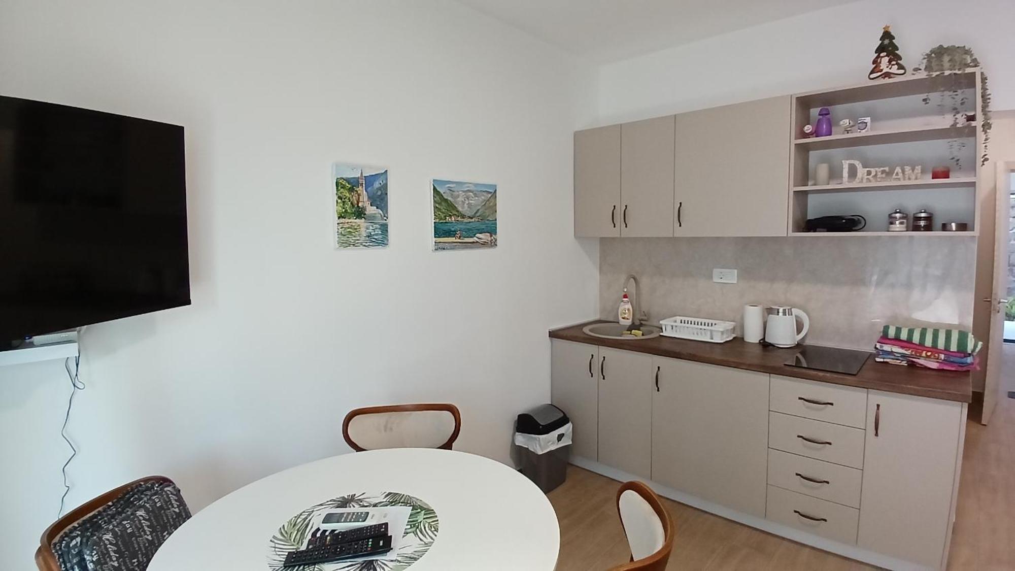 Apartments Tiha Noc Κότορ Εξωτερικό φωτογραφία