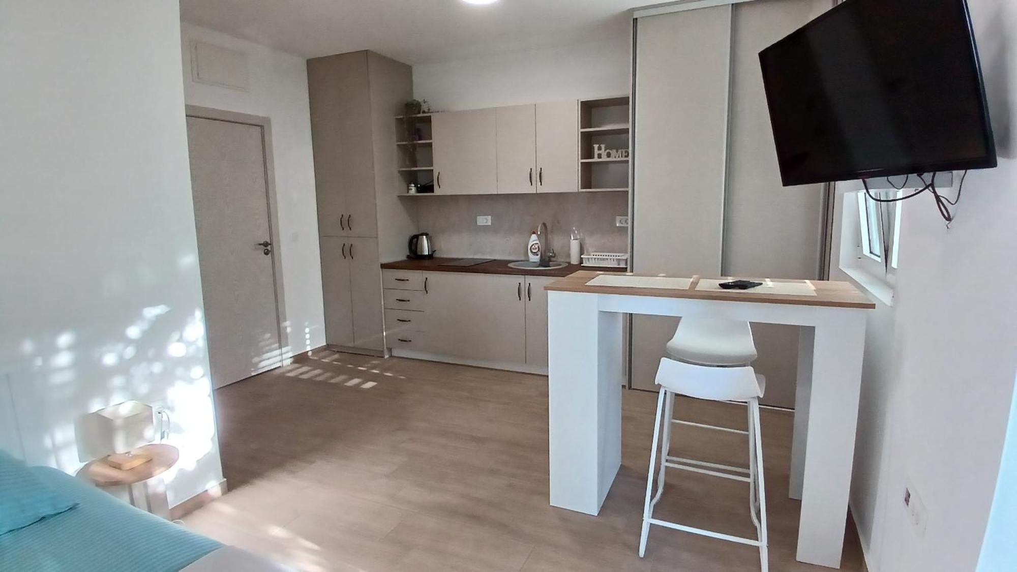 Apartments Tiha Noc Κότορ Εξωτερικό φωτογραφία